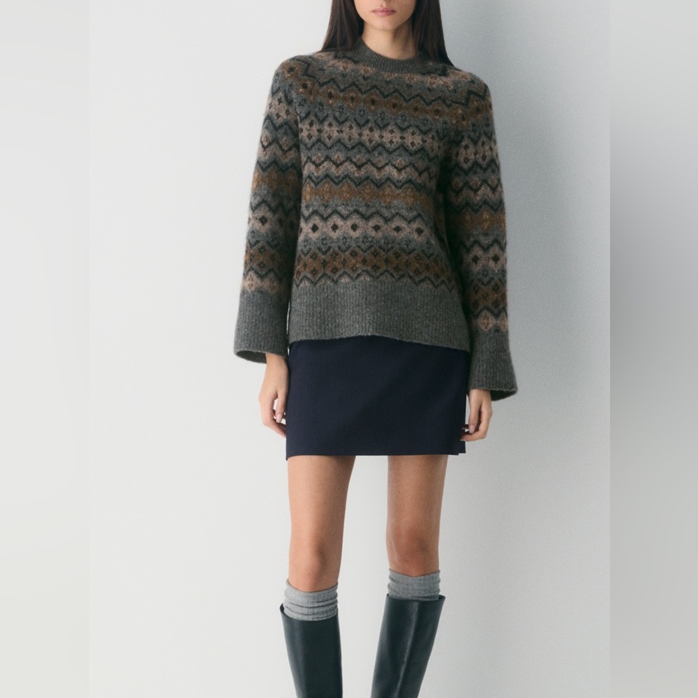 Aritzia Wilfred Classic Mini Skirt